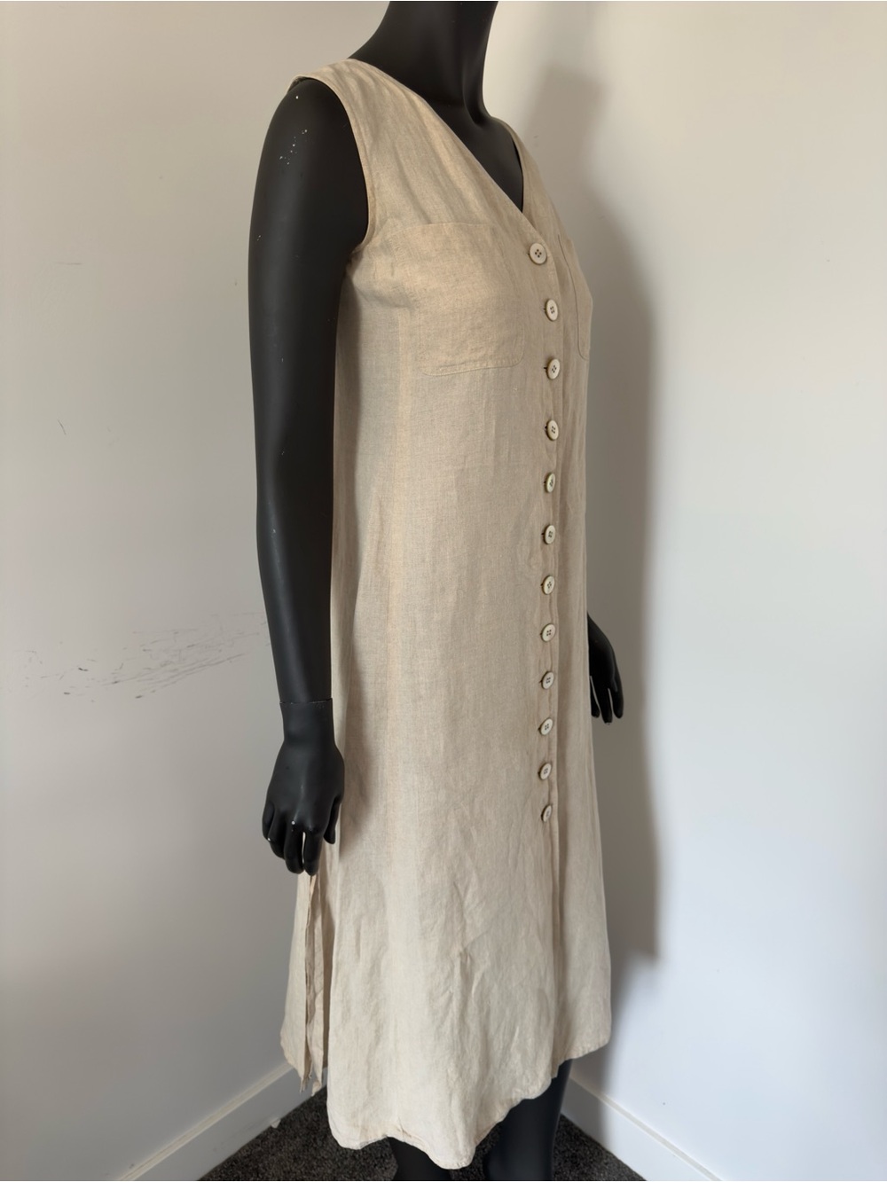 232. MaxMara Linen Sleeveless Button-Front Midi Dress in Beige - Picture 9 of 9